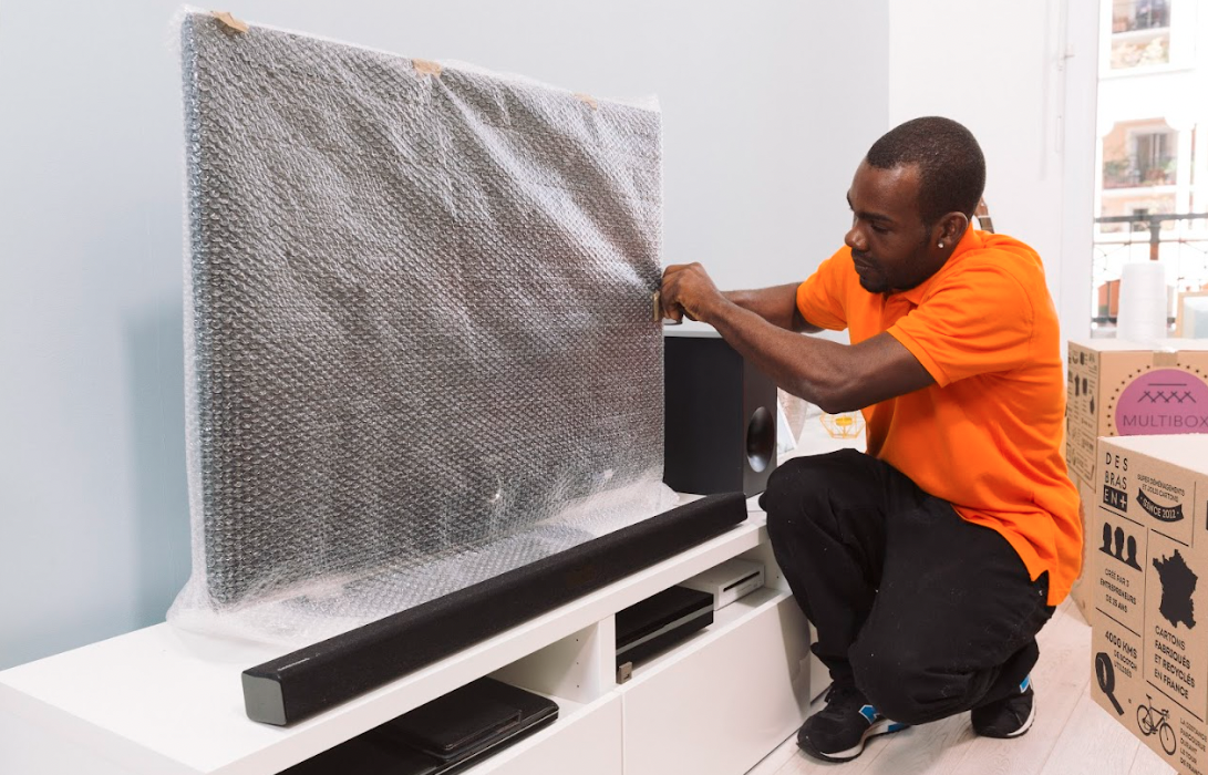 Un déménageur professionnel JUM